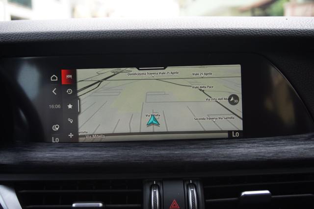 ALFA ROMEO Stelvio usata, con Volante in pelle