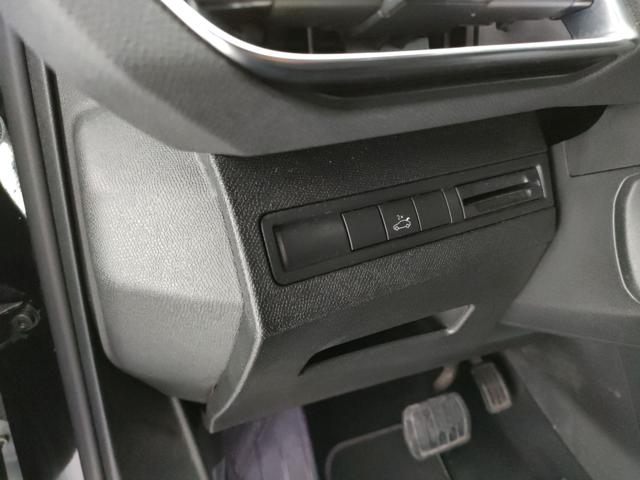 PEUGEOT 3008 usata, con Boardcomputer