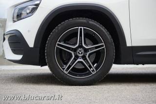 MERCEDES-BENZ GLB 200 usata 30