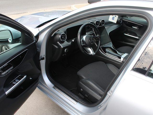 MERCEDES-BENZ C 200 usata, con Cerchi in lega