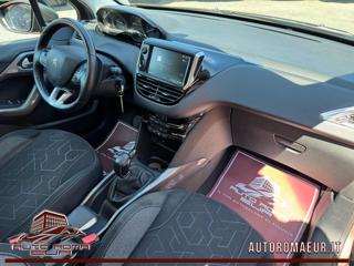PEUGEOT 2008 usata, con USB