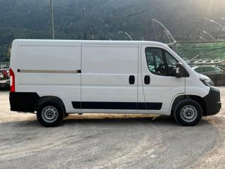 TOYOTA Proace Max usata, con Alzacristalli elettrici