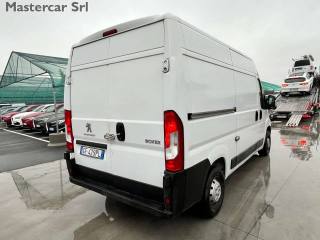 PEUGEOT Boxer usata, con Alzacristalli elettrici