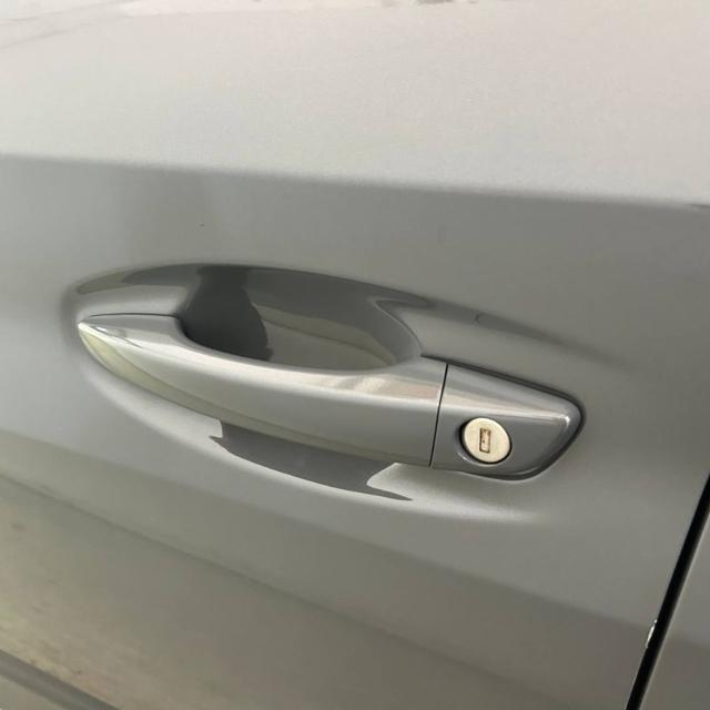 PEUGEOT 208 usata, con Vivavoce