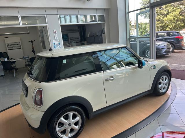 MINI One usata, con Alzacristalli elettrici