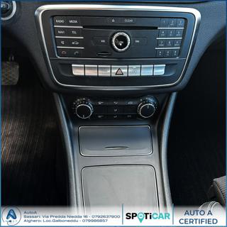 MERCEDES-BENZ CLA 200 usata, con Sedile posteriore sdoppiato