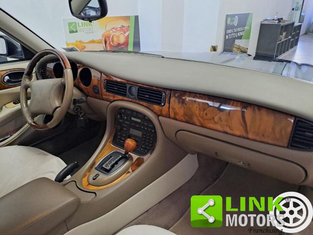 JAGUAR XJ usata 38