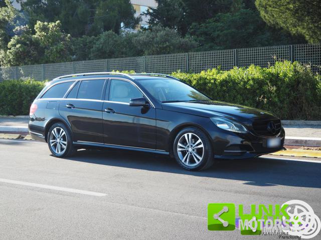 MERCEDES-BENZ E 220 usata 17