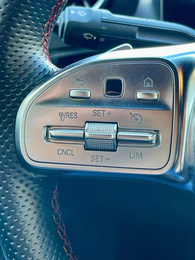 MERCEDES-BENZ CLA 200 usata, con Bracciolo