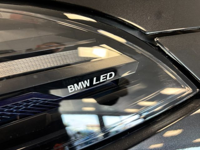 BMW 118 usata, con Fari direzionali