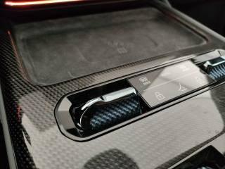 LOTUS Emeya usata, con Isofix