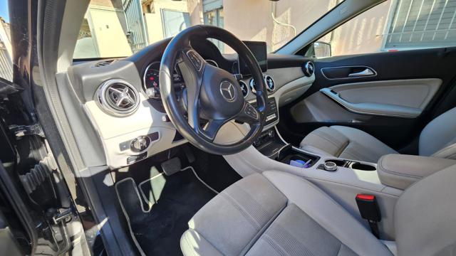MERCEDES-BENZ GLA 200 usata, con Chiusura centralizzata