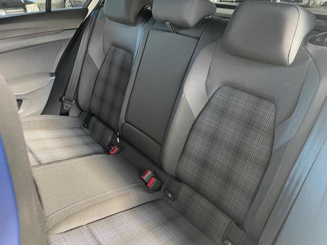 VOLKSWAGEN Golf usata, con Controllo automatico clima