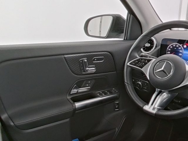 MERCEDES-BENZ GLA 220 usata, con Airbag laterali