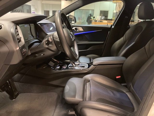 BMW 218 usata, con Boardcomputer