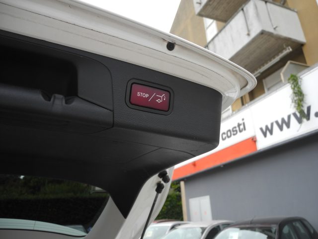 MERCEDES-BENZ GLC 220 usata 69
