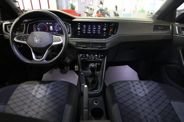 VOLKSWAGEN Taigo usata, con Controllo automatico clima