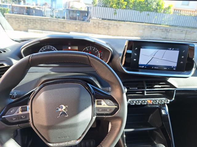 PEUGEOT 2008 usata 12