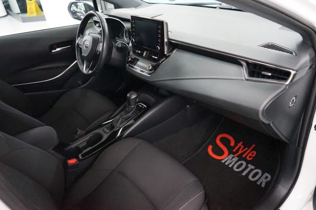 TOYOTA Corolla usata, con Cruise Control