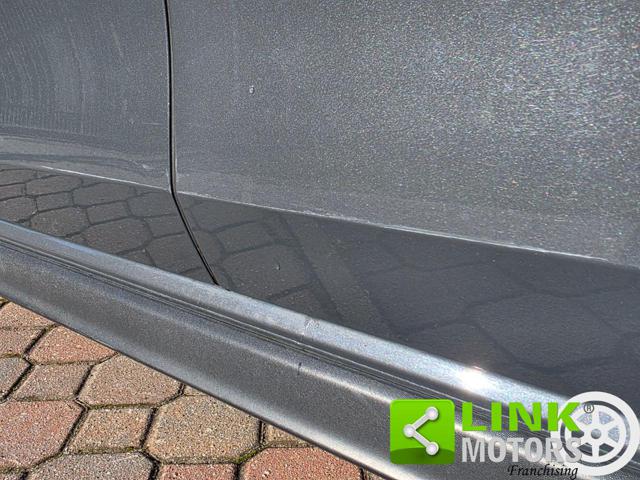 VOLKSWAGEN Golf usata, con Volante in pelle