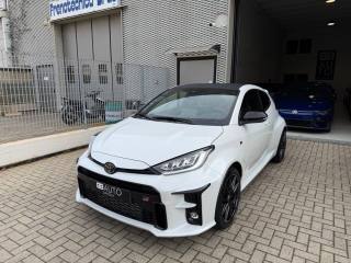 TOYOTA Yaris usata, con Airbag