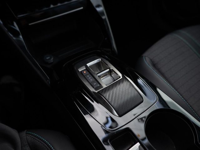 PEUGEOT 2008 usata, con Controllo elettronico della corsia