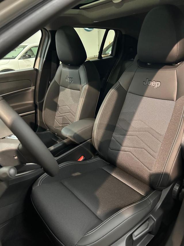 JEEP Avenger usata, con Climatizzatore