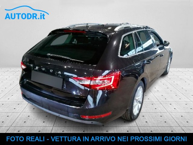 SKODA Superb usata, con Airbag Passeggero