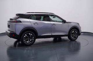 PEUGEOT 2008 usata, con Controllo automatico clima