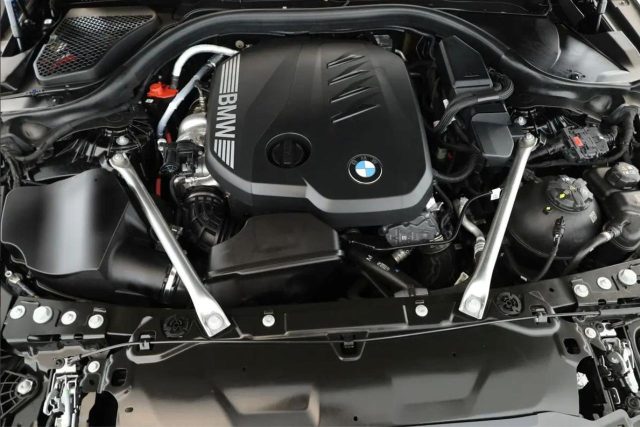 BMW 520 usata, con Autoradio