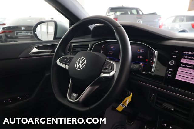 VOLKSWAGEN Taigo usata, con Luci diurne