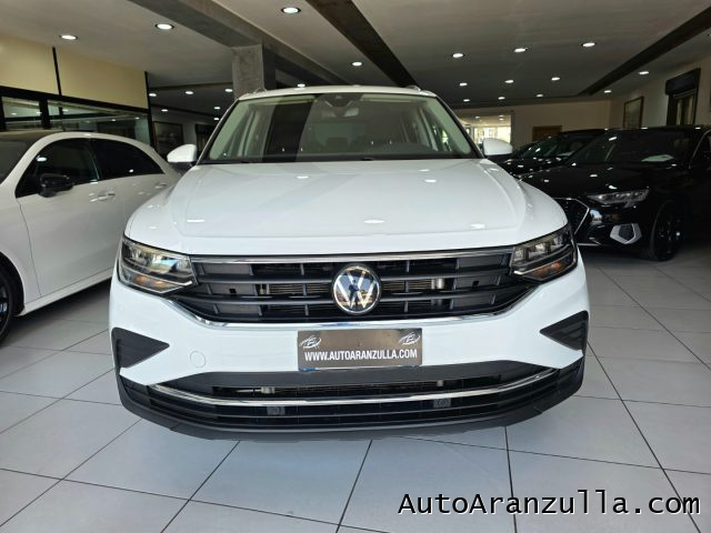 VOLKSWAGEN Tiguan usata, con Airbag