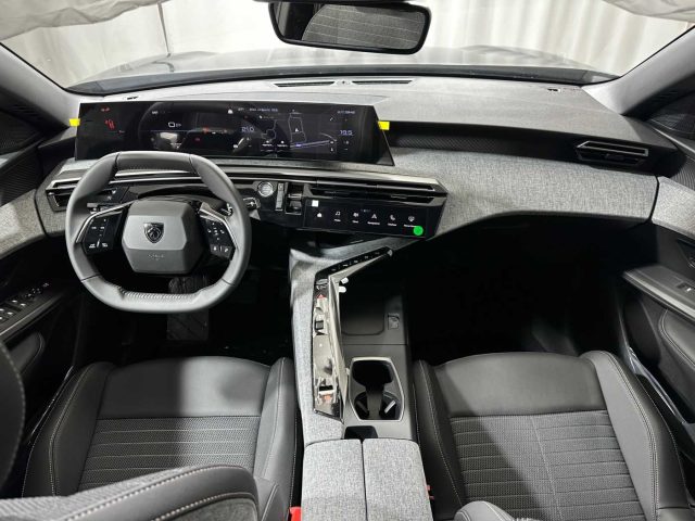 PEUGEOT 3008 usata, con Sedile posteriore sdoppiato