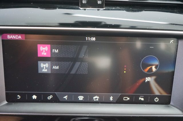 JAGUAR F-Pace usata, con Apple CarPlay