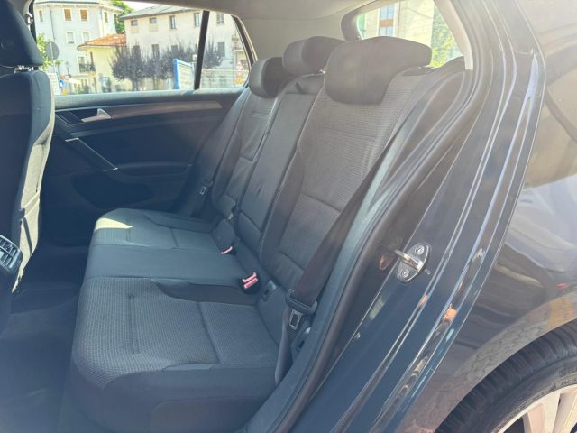 VOLKSWAGEN Golf usata, con Controllo trazione
