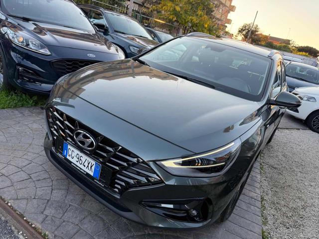 HYUNDAI i30 usata, con Airbag