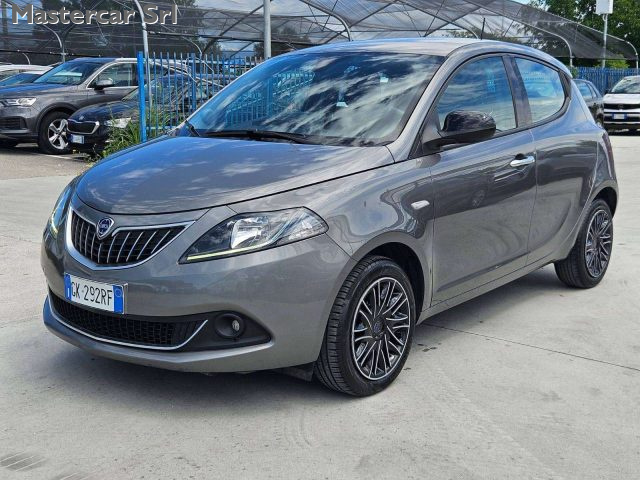 LANCIA Ypsilon usata, con Airbag