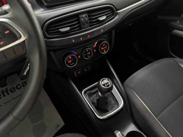 FIAT Tipo usata, con Controllo automatico clima