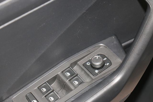 VOLKSWAGEN T-Roc usata, con Climatizzatore