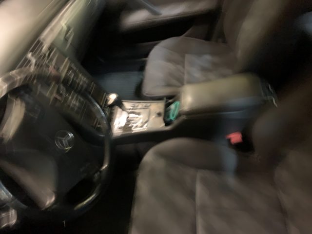 MERCEDES-BENZ E 270 usata, con Servosterzo