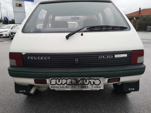 PEUGEOT 205 usata 4