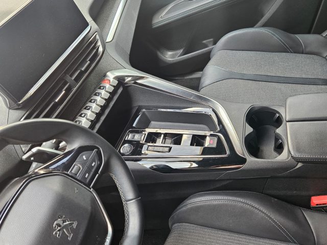 PEUGEOT 3008 usata, con Lettore CD