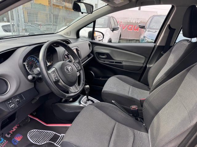 TOYOTA Yaris usata, con Controllo automatico clima