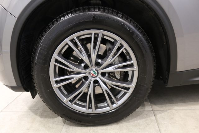 ALFA ROMEO Stelvio usata, con Cerchi in lega