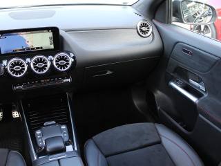 MERCEDES-BENZ GLA 200 usata, con Trazione integrale