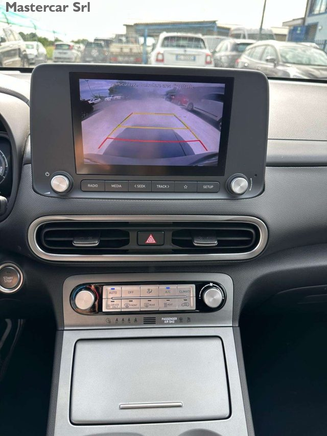 HYUNDAI Kona usata, con Autoradio digitale