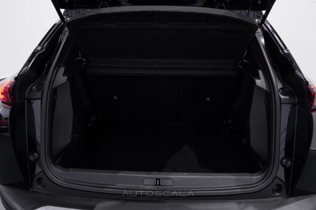 PEUGEOT 2008 usata 32