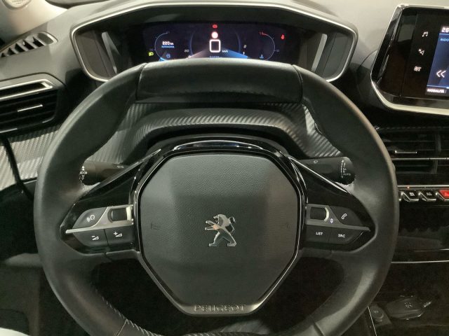 PEUGEOT 2008 usata, con Autoradio digitale