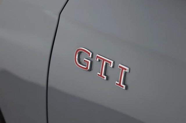 VOLKSWAGEN Golf GTI usata, con Sedili riscaldati