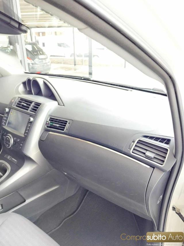 TOYOTA Verso usata, con Filtro antiparticolato